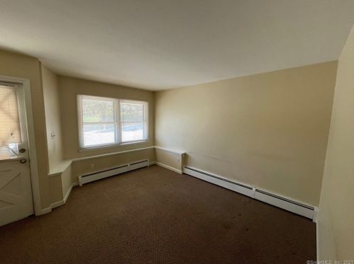 94 Sunnyside Ave, Waterbury CT  06708-3580 exterior