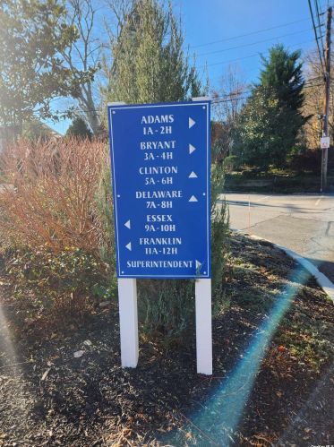 200 Lexington Ave, Muttontown NY  11771-2100 exterior