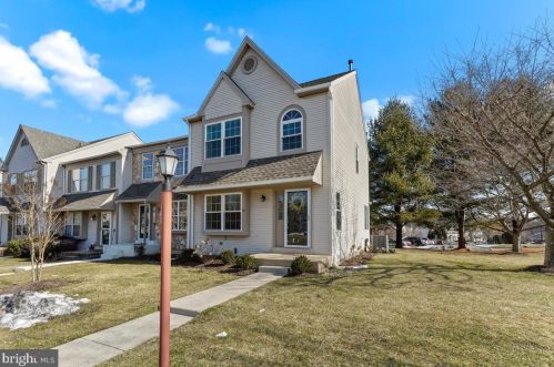 118 Concord Ct, Kennett Sq, PA 19348-2581
