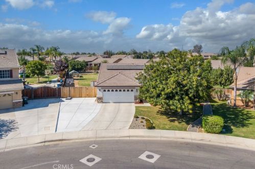 12310 Hill Country Dr, Bakersfield, CA 93312-6849