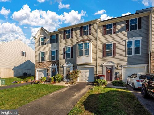 50 Norwood Dr, Falling Waters WV  25419-0060 exterior