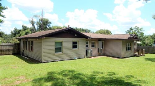 14307 21st St, Dade City FL  33523-3226 exterior