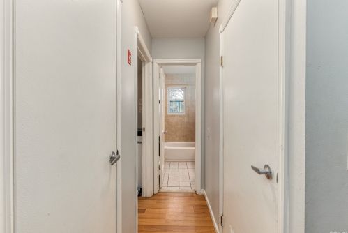 569 Beech St, Babylon NY  11703-1731 exterior