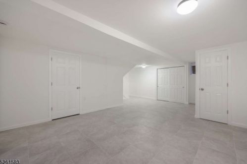 65 16 Ave, Paterson NJ  07501-2203 exterior