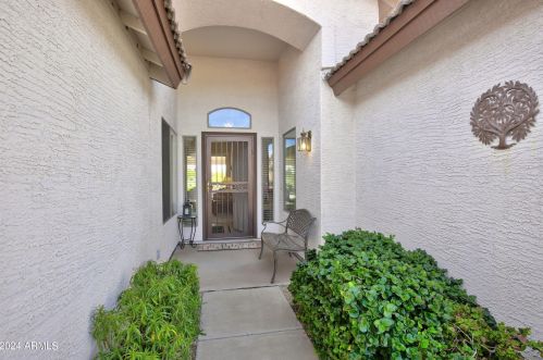 4109 Escuda Dr, Glendale AZ  85308-7410 exterior