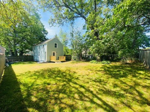 93 Hazard Ave, Warwick RI  02889-9403 exterior
