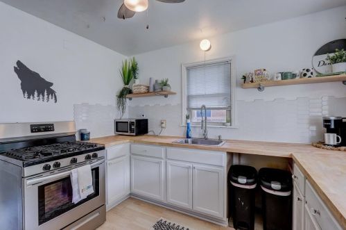 3309 85, Milwaukee WI 53227-4615 exterior