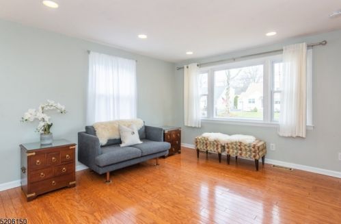 326 Victor St, Scotch Plains NJ  07076-1424 exterior