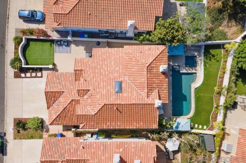 4780 Tarantella Ln, San Diego CA  92130-2466 exterior