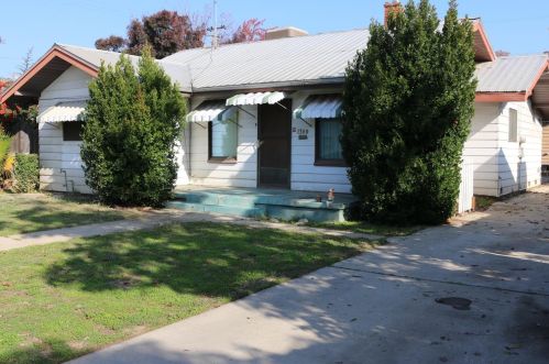 1380 Del Mar Ave, Fresno, CA 93728-1914
