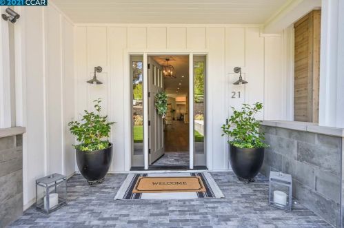 21 Spring Ln, Danville, CA 94526-1416