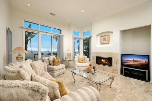 1306 Pacific Coast Hwy, Huntington Beach, CA 92648-4405