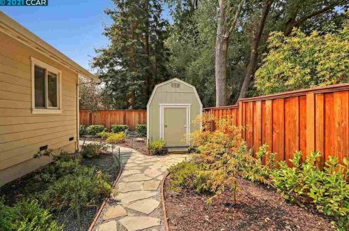 80 Willow Dr, Danville CA  94526-3517 exterior