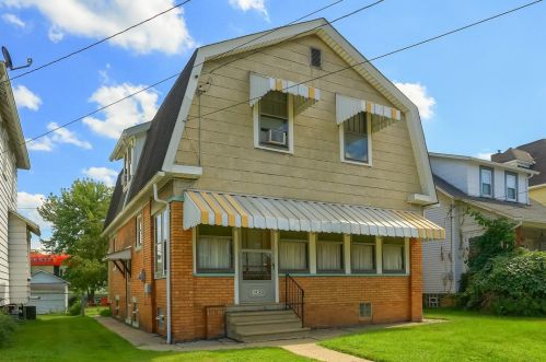 3612 5th Ave, Beaver Falls, PA 15010-3419