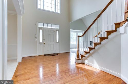 5594 Tucson Ct, Haymarket VA  20169-3145 exterior