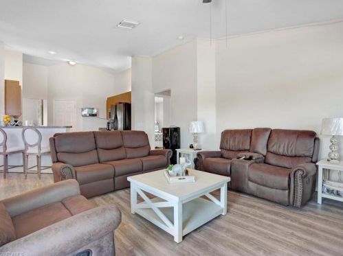 4333 20th Ave, Naples FL  34116-6409 exterior