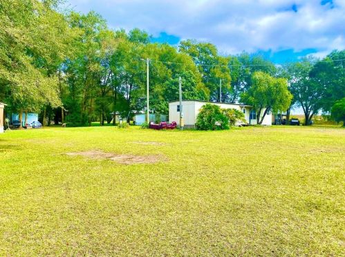 40529 Enterprise Rd, Dade City, FL 33525-1520