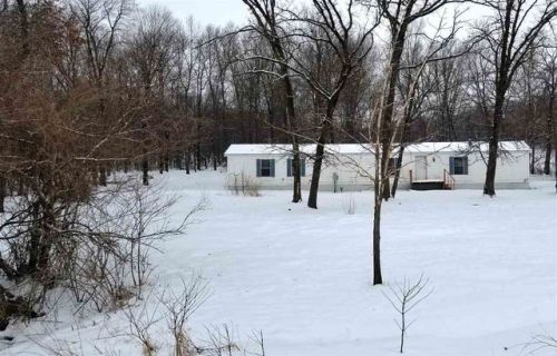 2784 230th St, Earlville, IA 52041-8532