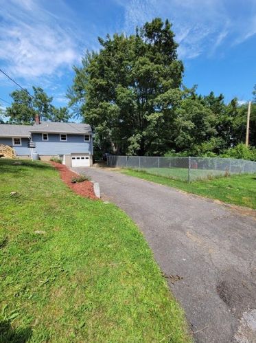 26 Tower Hill Dr, Washingtonville NY  10992-1009 exterior