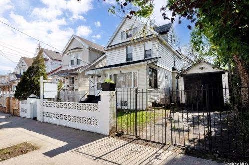 90-16 198th St, Jamaica, NY 11423-2119