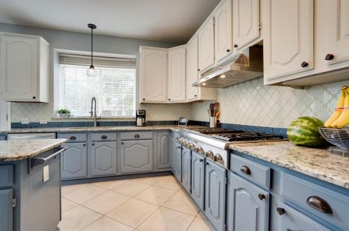 1900 Ring Teal Ln, Lewisville TX  75028-7291 exterior