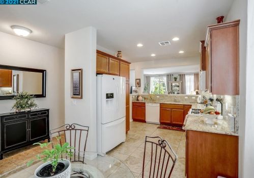 225 Silver Bell Way, Oakley CA  94561-2363 exterior