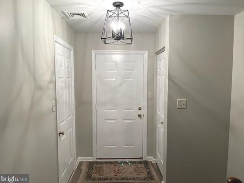 833 Marjory Ter, Lancaster, PA 17603-5866