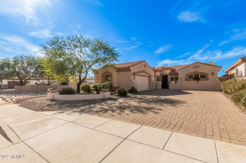14106 12 St, Phoenix AZ 85086-8832 exterior