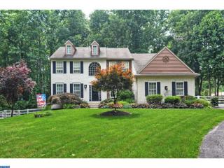 34 Warwick Chase, Pottstown, PA 19465-8879