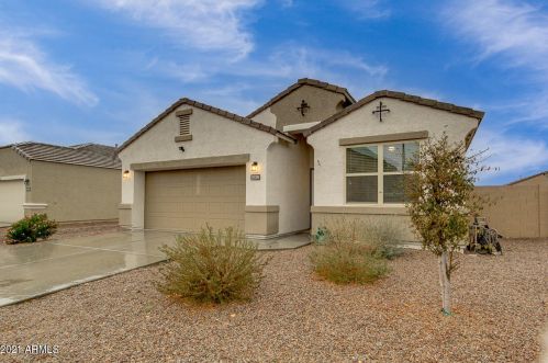 25292 Park Ave, Buckeye, AZ 85326-2568