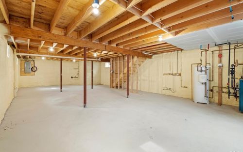 264 Frederick Ave, Roosevelt NY  11575-2340 exterior