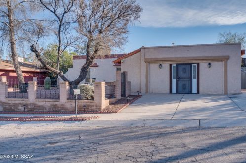 8324 Fond Du Lac Dr, Tucson, AZ 85730-2005
