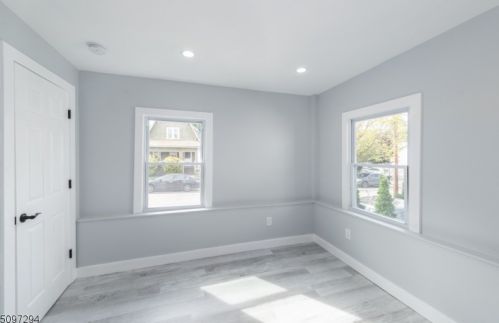 22 Harvard St, Nutley NJ  07110-3322 exterior