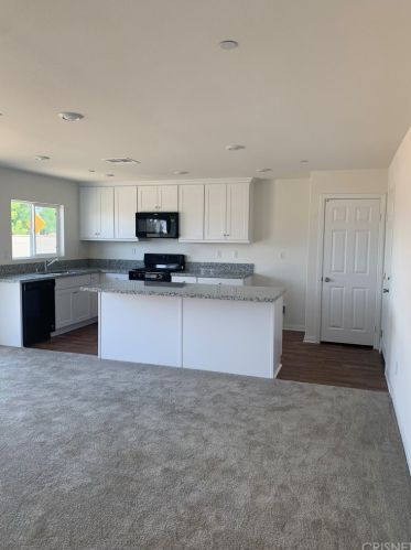 2023 Lingard St, Lancaster, CA 93535-6512