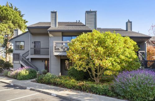 32 Cypress Pl, Sausalito, CA 94965-1523
