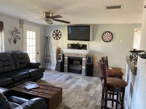 3927 Saturn Dr, New Port Richey FL  34652-6180 exterior