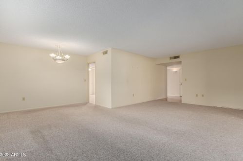 10522 Saratoga Cir, Sun City AZ 85351-2113 exterior