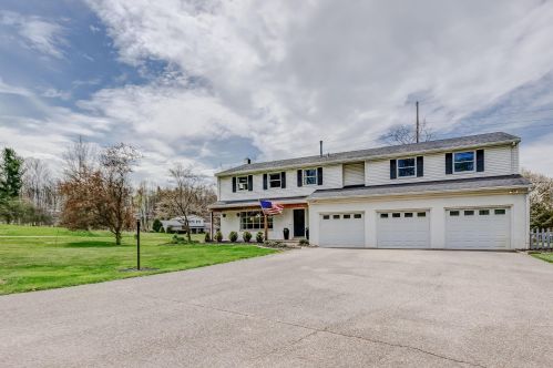 1401 Club Dr, Mount Vernon, OH 43050-4759