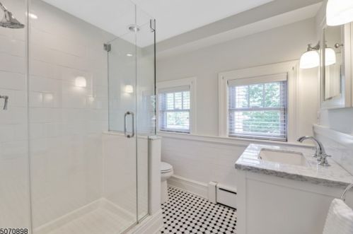 49 Plymouth St, Montclair NJ  07042-2617 exterior