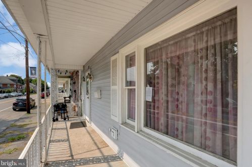 9 Grand Ave, Porter, PA 17980-1119