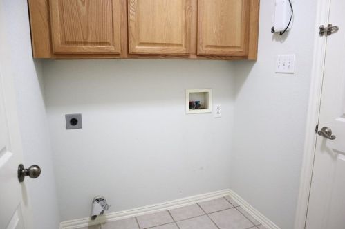 1703 Treasure Cay Dr, Midlothian TX  76063-8537 exterior