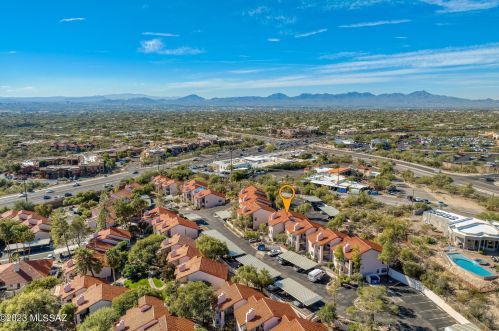 6471 Tierra De Las Catalinas, Tucson AZ  85718-2163 exterior