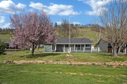 18409 Hidden Valley Rd, Middletown, CA 95467-8041