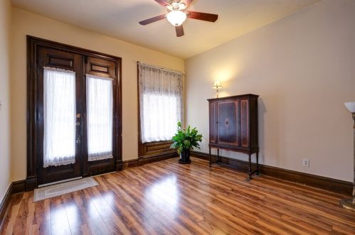 86 Grant Ave, Pittsburgh, PA 15223-1863