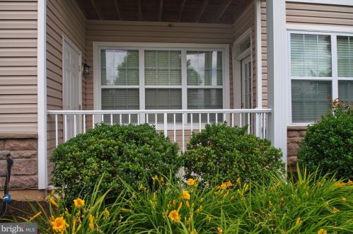 217 Timberlake Dr, Trenton, NJ 08618-1459