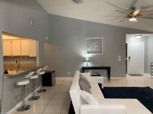 3304 Timberwood Cir, Naples FL  34105-5624 exterior