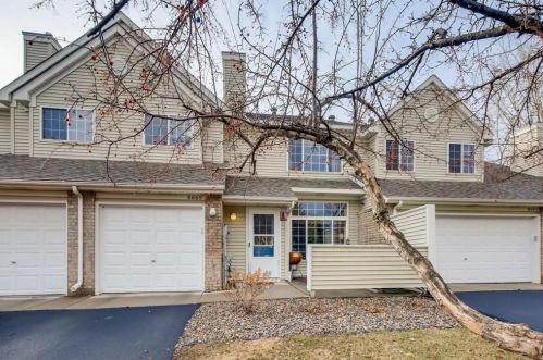 8669 Beverly Way, South Saint Paul, MN 55076-5122
