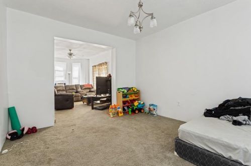 3026 Glenmawr St, Pittsburgh PA  15204-1831 exterior