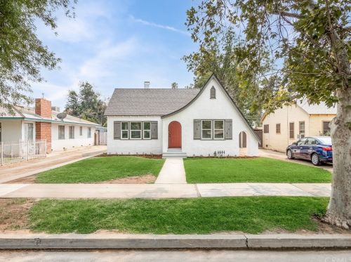 3742 Balch Ave, Fresno, CA 93702-2804