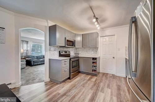 1497 Sweetbriar Ln, Lansdale PA 19446-3240 exterior